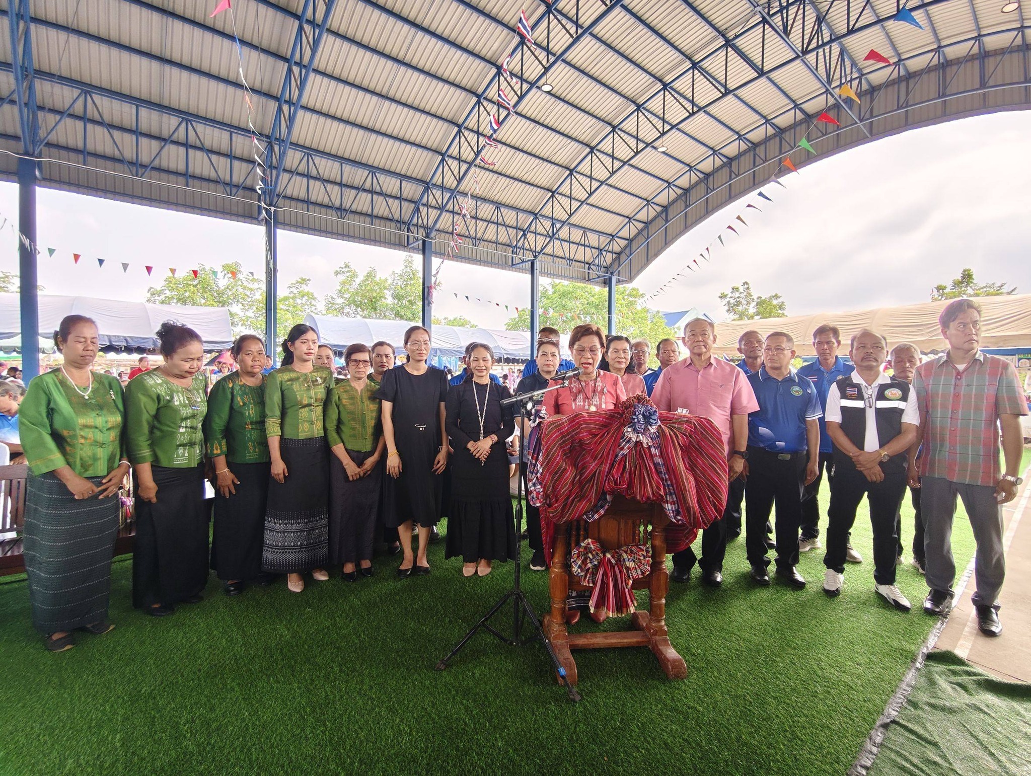 สพอ.เมืองสุรินทร์ร่วมประชาสัมพันธ์โครงการ “ไทยช่วยไทย” ลดภาระ ลดค่าครองชีพ